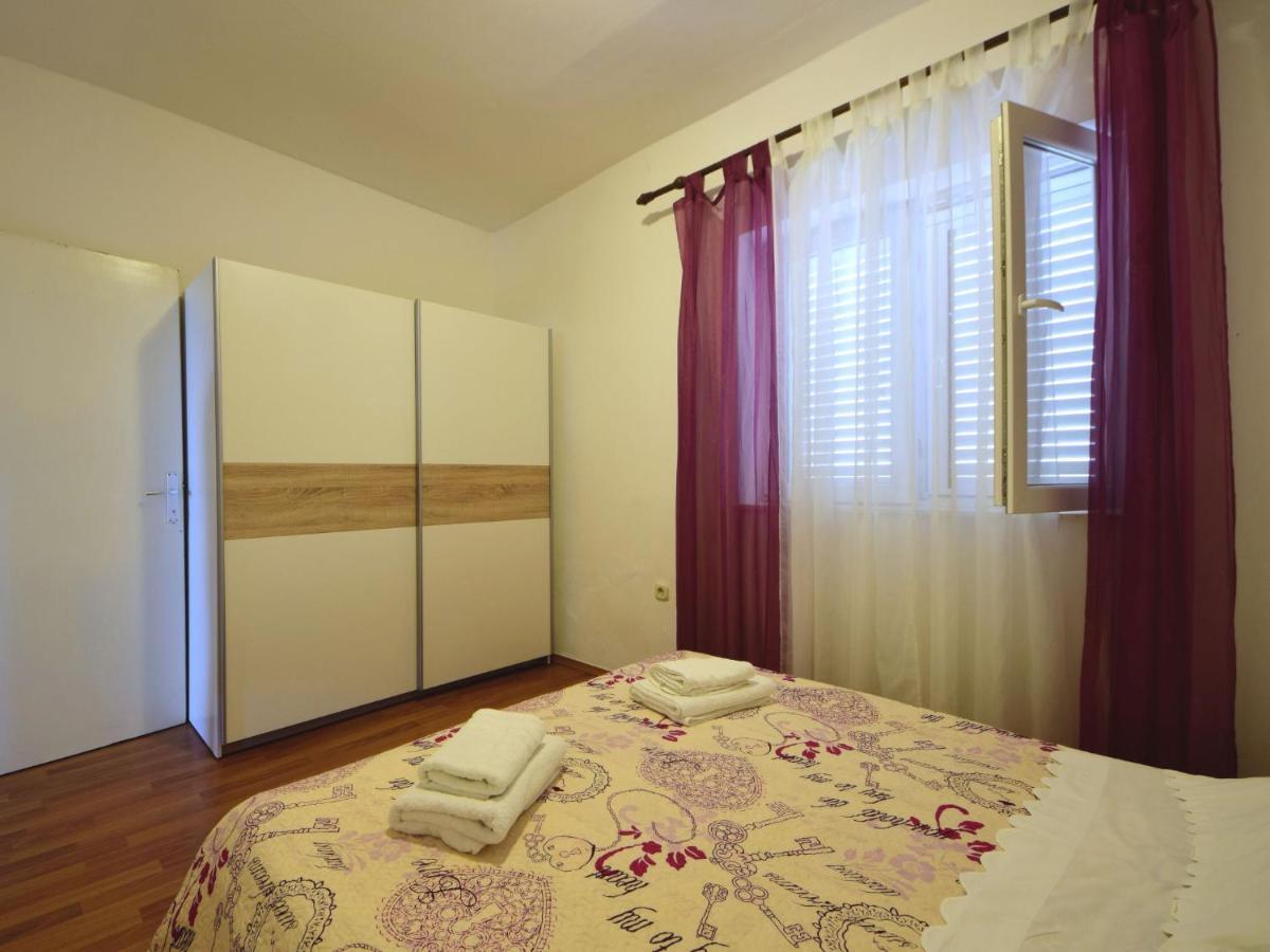 Apartment Katarina 2 - SIB155-1 Brodarica  Bagian luar foto
